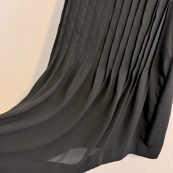 Aritzia Babaton Pleated Black Dress in Black. Size S. - Picture 9 of 13